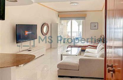 Apartment - Studio - 1 Bathroom for rent in Viva Central - Viva Bahriyah - The Pearl Island - Doha