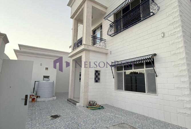 61279403 - Property Main Image