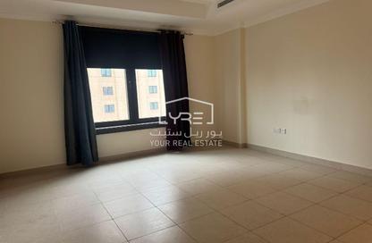 Apartment - 1 - 2 for rent in East Porto Drive - Porto Arabia - The Pearl Island - Doha Apartment - 1 - 2 for rent in East Porto Drive - Porto Arabia - The Pearl Island - Doha