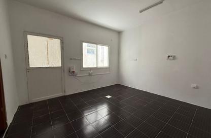 Apartment - Studio - 1 Bathroom for rent in Mamoura 18 - Al Maamoura - Doha