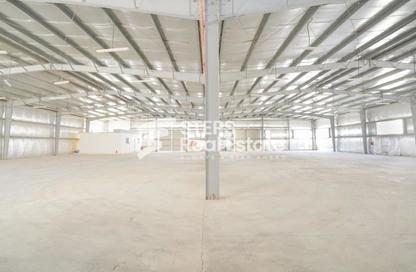 Warehouse - Studio - 1 Bathroom for rent in East Industrial Street - Birkat Al Awamer - Al Wakra