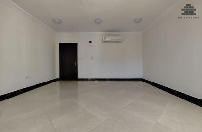Apartment - 3 Bedrooms - 3 Bathrooms for rent in Muntazah 10 - Al Muntazah - Doha Apartment - 3 Bedrooms - 3 Bathrooms for rent in Muntazah 10 - Al Muntazah - Doha