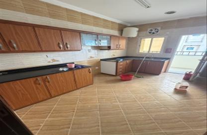 Apartment - 3 Bedrooms - 3 Bathrooms for rent in Najma - Doha