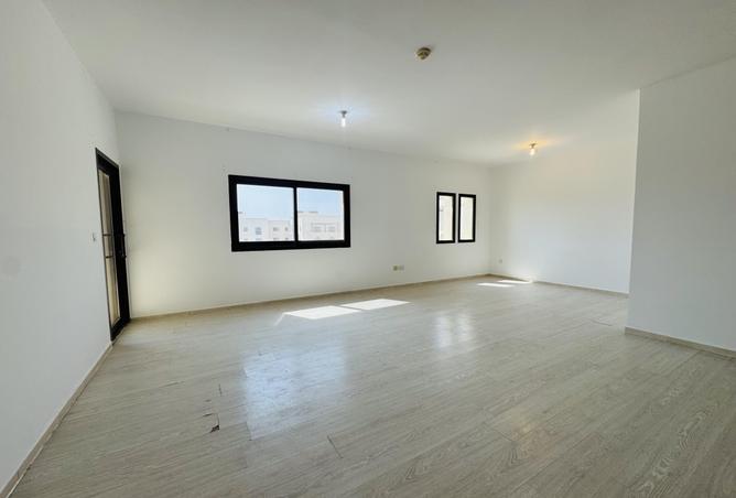 52817482 - Property Image 3