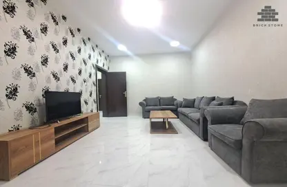 Apartment - 3 Bedrooms - 2 Bathrooms for rent in Anas Street - Fereej Bin Mahmoud North - Fereej Bin Mahmoud - Doha