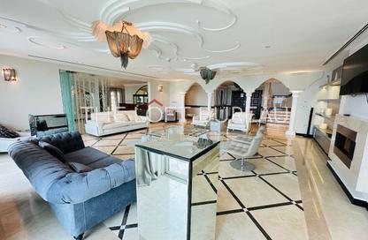 Penthouse - 7 Bedrooms - 7+ Bathrooms for rent in Viva Central - Viva Bahriyah - The Pearl Island - Doha