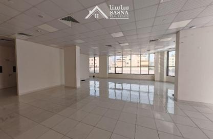 Shop - Studio - 1 Bathroom for rent in Al Sadd Road - Al Sadd - Doha