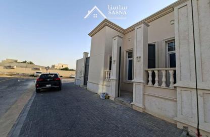 Villa - 7 Bedrooms - 7 Bathrooms for sale in Umm Abirieh - Al Shamal