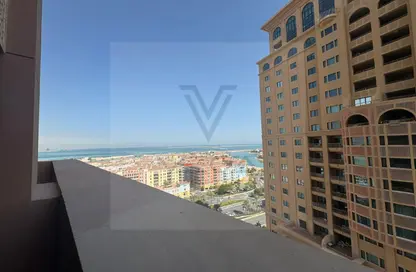 Apartment - 1 Bedroom - 2 Bathrooms for rent in West Porto Drive - Porto Arabia - The Pearl Island - Doha