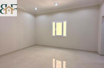 Apartment - 2 Bedrooms - 3 Bathrooms for rent in Al Nasr Street - Al Nasr - Doha