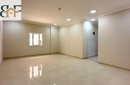 Apartment - 2 Bedrooms - 3 Bathrooms for rent in Al Nasr Street - Al Nasr - Doha