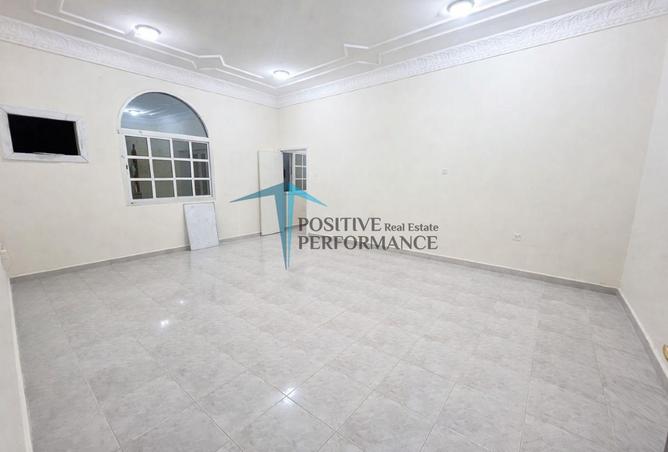 51572929 - Property Image 2