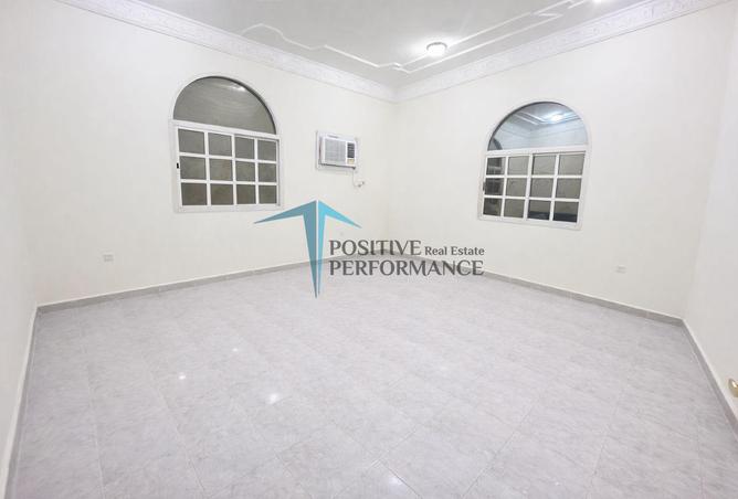 51572929 - Property Main Image