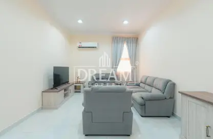 Apartment - 2 Bedrooms - 2 Bathrooms for rent in Al Sadd Road - Al Sadd - Doha