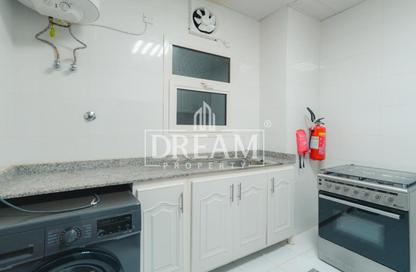 Apartment - 2 Bedrooms - 2 Bathrooms for rent in Al Sadd Road - Al Sadd - Doha