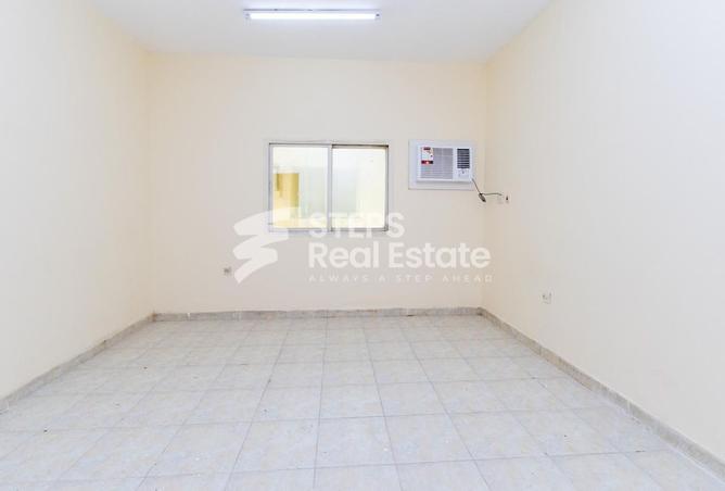 61004160 - Property Image 3