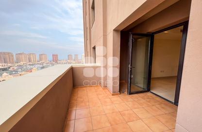 Apartment - 1 - 1 for rent in Tower 5 - Porto Arabia - The Pearl Island - Doha