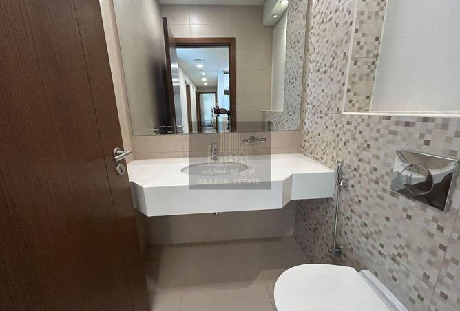 58414307 - Property Image 3