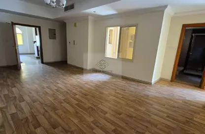 Apartment - 2 Bedrooms - 2 Bathrooms for rent in Al Mansoura - Al Mansoura - Doha