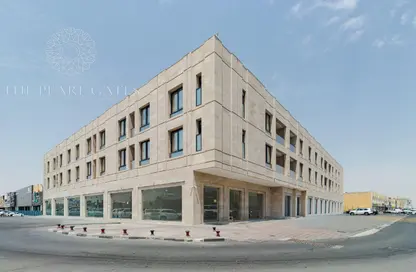 Show Room - Studio - 2 Bathrooms for rent in Salwa Commercial Building - Salwa Road - Doha
