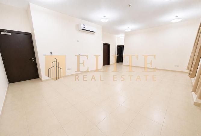 54926473 - Property Main Image