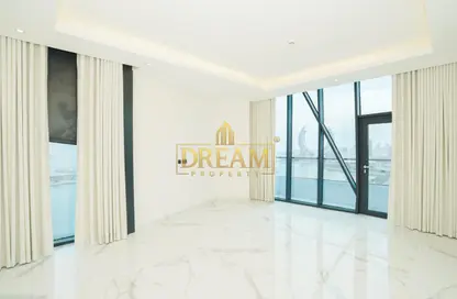 Apartment - 2 Bedrooms - 3 Bathrooms for rent in Lusail Residence - Marina District - Lusail