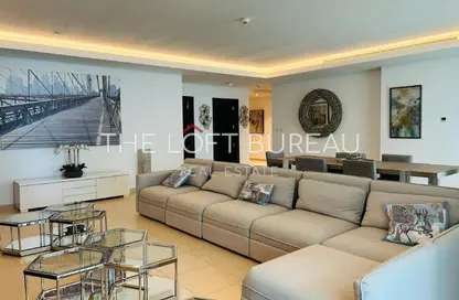 Apartment - 3 Bedrooms - 4 Bathrooms for rent in Viva West - Viva Bahriyah - The Pearl Island - Doha