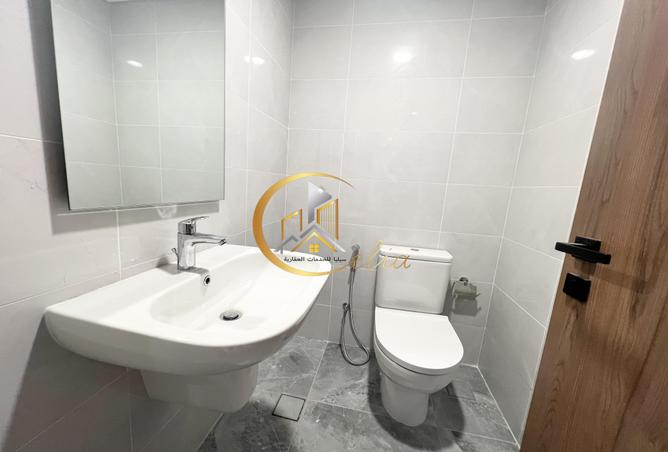 53813958 - Property Image 3