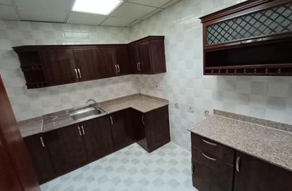 Apartment - 2 Bedrooms - 2 Bathrooms for rent in Bin Omran 35 - Fereej Bin Omran - Doha