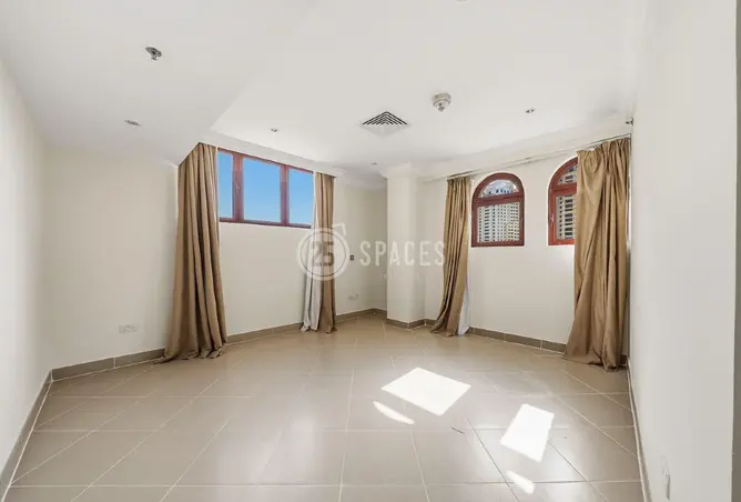 62748829 - Property Image 3