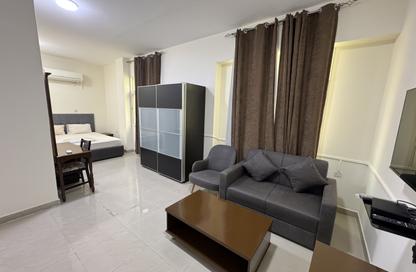 Apartment - Studio - 1 for rent in Al Mansoura - Al Mansoura - Doha