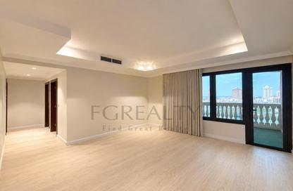 Apartment - 2 Bedrooms - 3 Bathrooms for sale in West Porto Drive - Porto Arabia - The Pearl Island - Doha Apartment - 2 Bedrooms - 3 Bathrooms for sale in West Porto Drive - Porto Arabia - The Pearl Island - Doha