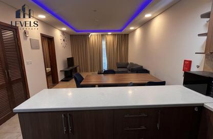 Apartment - 1 Bedroom - 2 Bathrooms for rent in City Avenue Building C - City Avenue - Al Erkyah City - Lusail