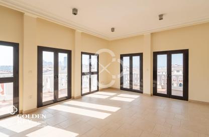 Apartment - 3 - 4 for rent in Carnaval - Qanat Quartier - The Pearl Island - Doha