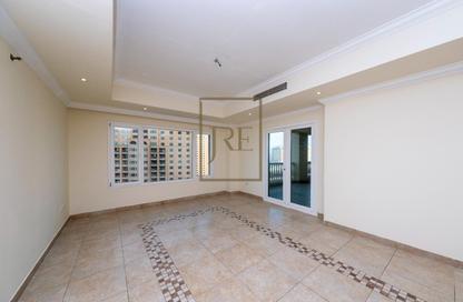 Apartment - 2 Bedrooms - 3 Bathrooms for rent in East Porto Drive - Porto Arabia - The Pearl Island - Doha