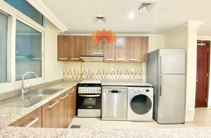 Apartment - 2 Bedrooms - 3 Bathrooms for rent in Regency Residence Fox Hills 2 - Lusail