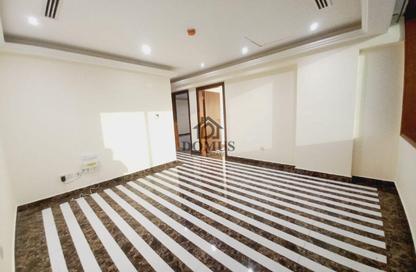 Apartment - 2 Bedrooms - 2 Bathrooms for rent in Thabit Bin Zaid Street - Al Mansoura - Doha