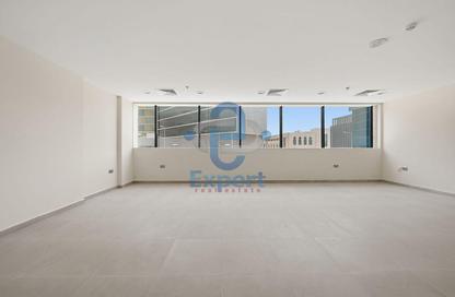 Office Space - Studio - 1 for rent in CAP60RMD - Al Muntazah - Doha