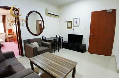 Apartment - 1 - 1 for rent in Umm Ghuwailina 4 - Umm Ghuwailina - Doha