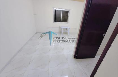 Apartment - Studio - 1 Bathroom for rent in Bin Omran 35 - Fereej Bin Omran - Doha Apartment - Studio - 1 Bathroom for rent in Bin Omran 35 - Fereej Bin Omran - Doha