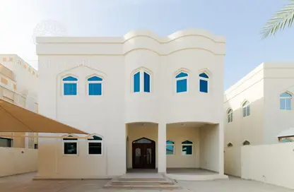 Villa - 5 Bedrooms - 7 Bathrooms for rent in Street 870 - Al Duhail South - Al Duhail - Doha