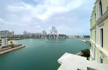 Apartment - 3 Bedrooms - 4 Bathrooms for rent in Qanat Quartier - The Pearl Island - Doha