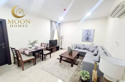 شقة - غرفة نوم - 2 حمامات للايجار في ام غوالينا تجارية - ام غويلينا - أم غويلينا - الدوحة