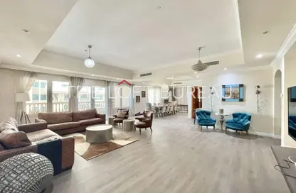 Apartment - 3 Bedrooms - 4 Bathrooms for sale in West Porto Drive - Porto Arabia - The Pearl Island - Doha