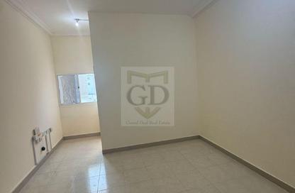 Apartment - Studio - 1 Bathroom for rent in Al Maamoura - Al Maamoura - Doha