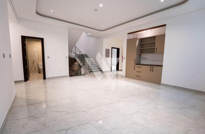 Villa - 7 Bedrooms - 7+ Bathrooms for rent in Al Kheesa - Al Kheesa - Umm Salal Mohammed