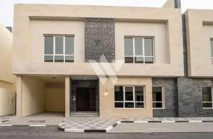 Villa - 7 Bedrooms for rent in Al Kheesa - Al Kheesa - Umm Salal Mohammed