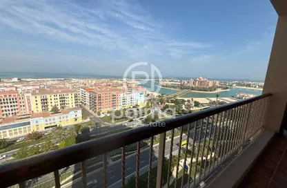 Apartment - 2 Bedrooms - 3 Bathrooms for rent in East Porto Drive - Porto Arabia - The Pearl Island - Doha