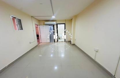 Apartment - Studio - 1 Bathroom for rent in Muaither Area - Doha