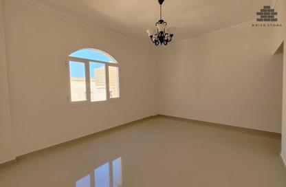 Apartment - 2 Bedrooms - 2 Bathrooms for rent in Muntazah 7 - Al Muntazah - Doha